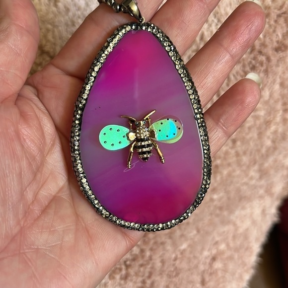 RARE Betsey Johnson Pavé & Stone Bee Beaded Statement Necklace - Picture 4 of 5